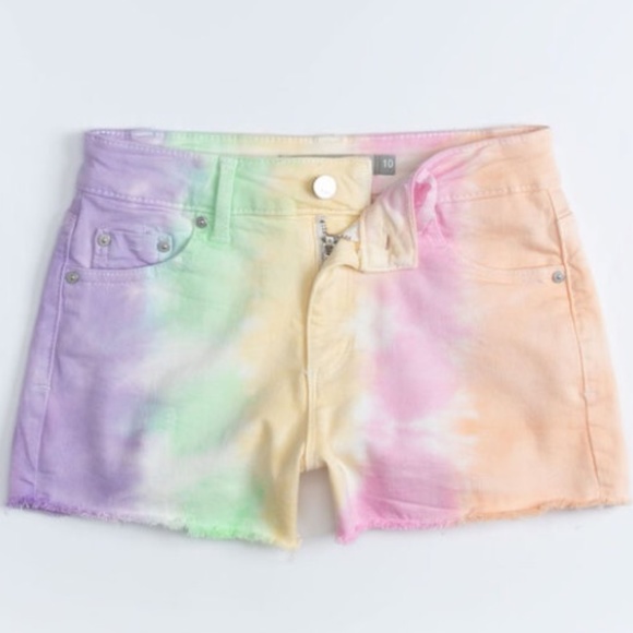 Tractr Other - Tractr Tie Dye Denim Shorts
